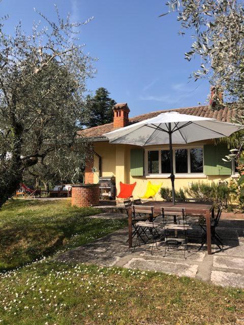 Villa Sweet Flower - With Private Pool And Garden Manerba del Garda Luaran gambar