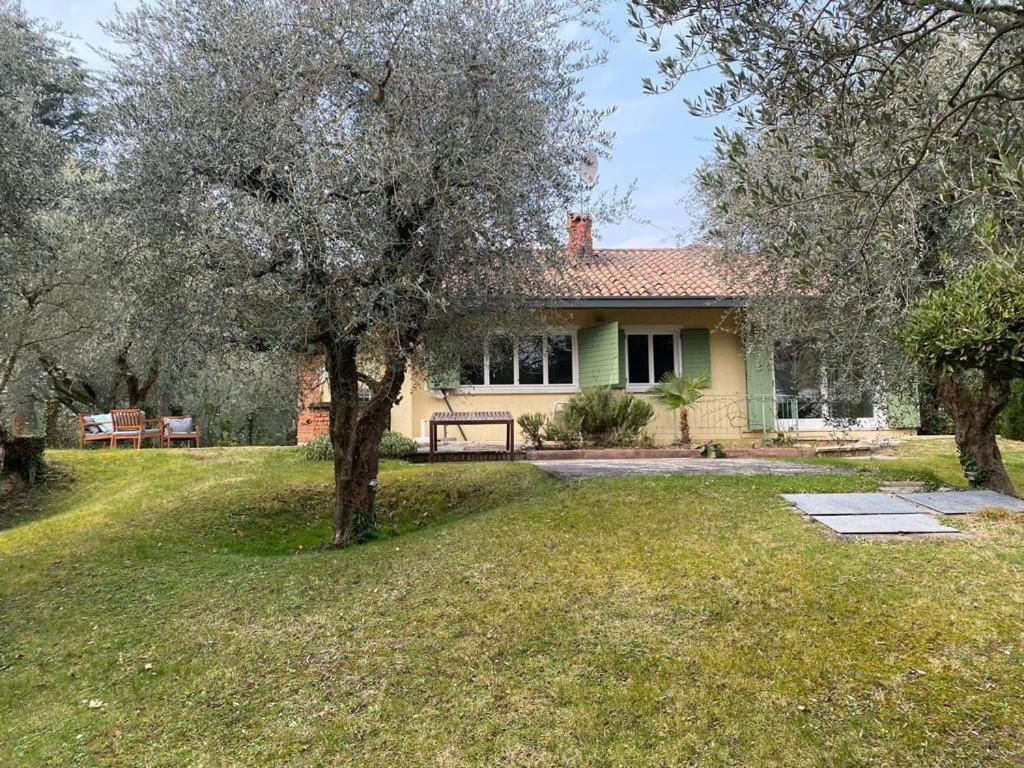Villa Sweet Flower - With Private Pool And Garden Manerba del Garda Luaran gambar